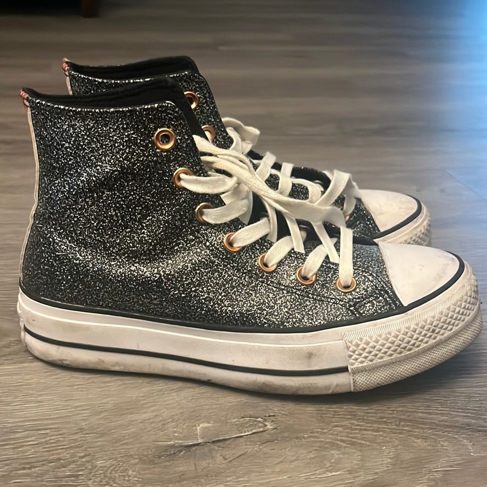 Platform Glitter Converse with bronze detail size 7 women’s 5 kids